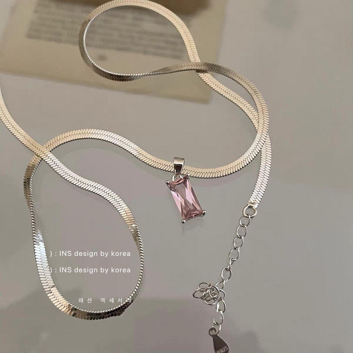 https://cf.cjdropshipping.com/quick/product/d25cd54f-e6f6-4cc9-b4d3-f9d5cff1e373.jpg