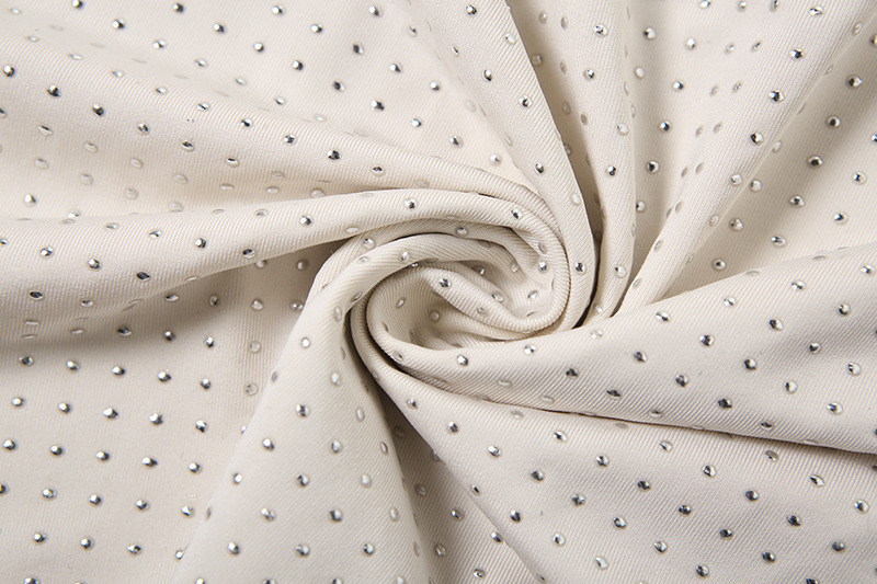 Сексуальное облегающее платье-футляр с открытой спиной и бретельками на бретельках