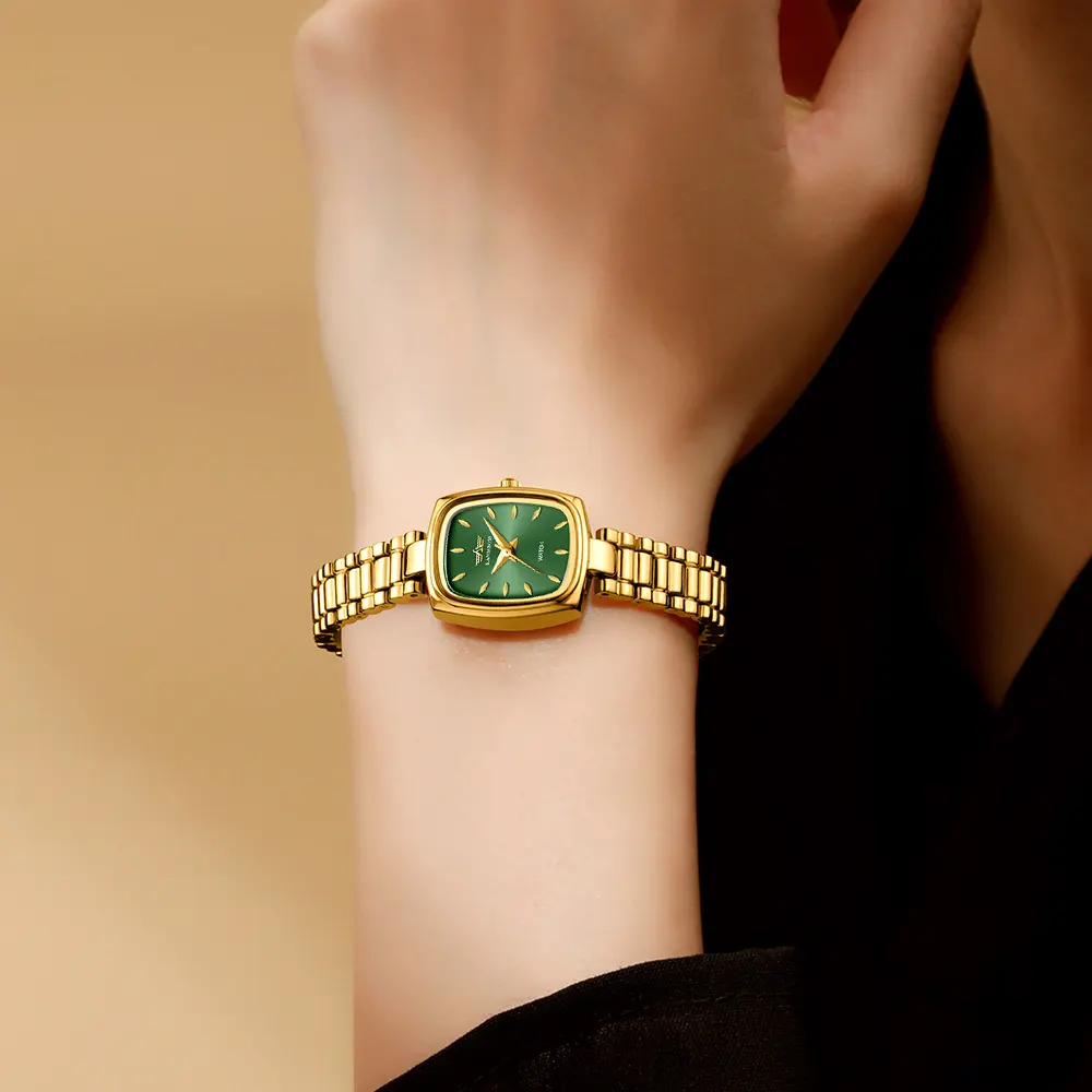Niche Vintage Petite Gold Watch for Women