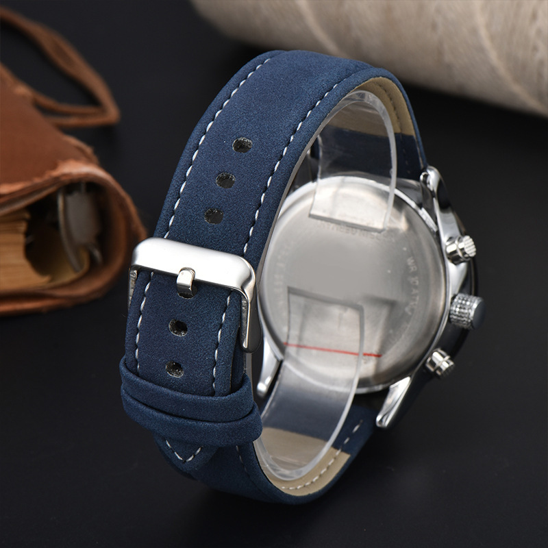 Mens Fashion Calendar Leather-Strap Quartz Watch