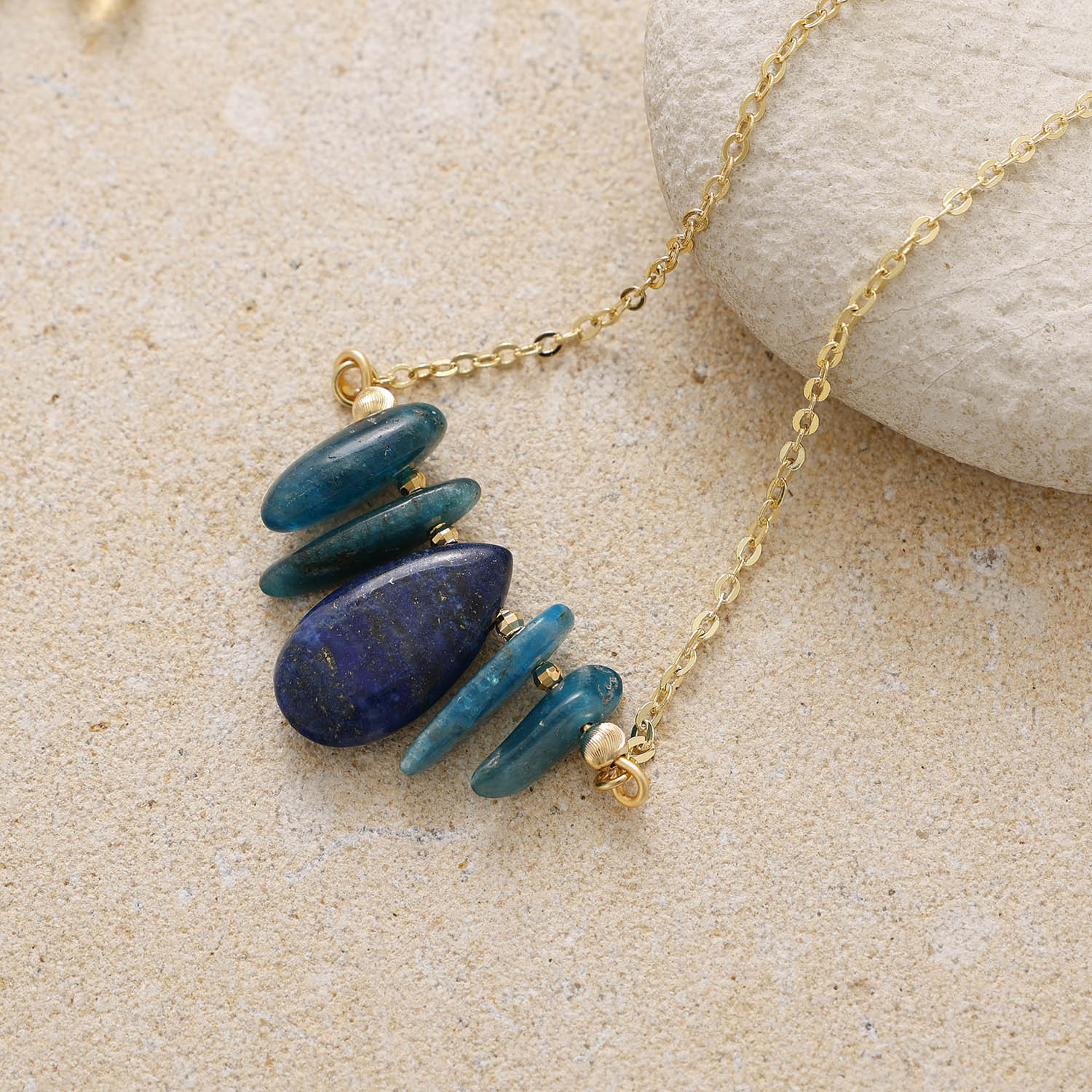 Niche Fashion Natural Stone Waterdrop Commuter Vacation Pendant Necklace