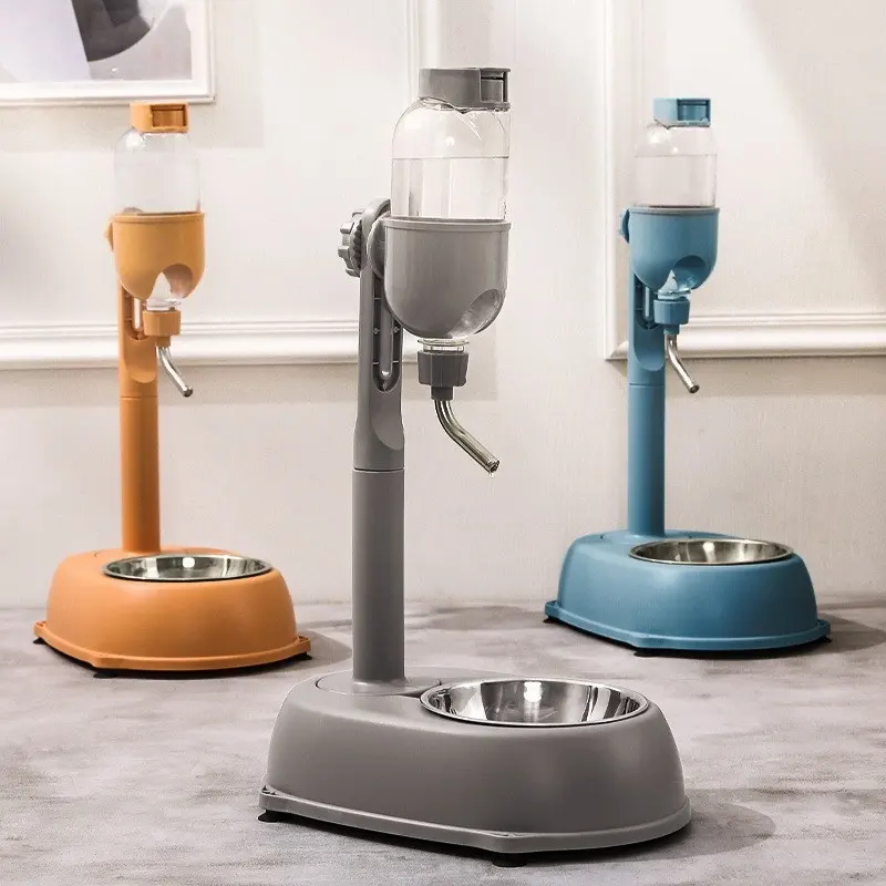 Non Wet Mouth Hanging Dog Water Dispenser
