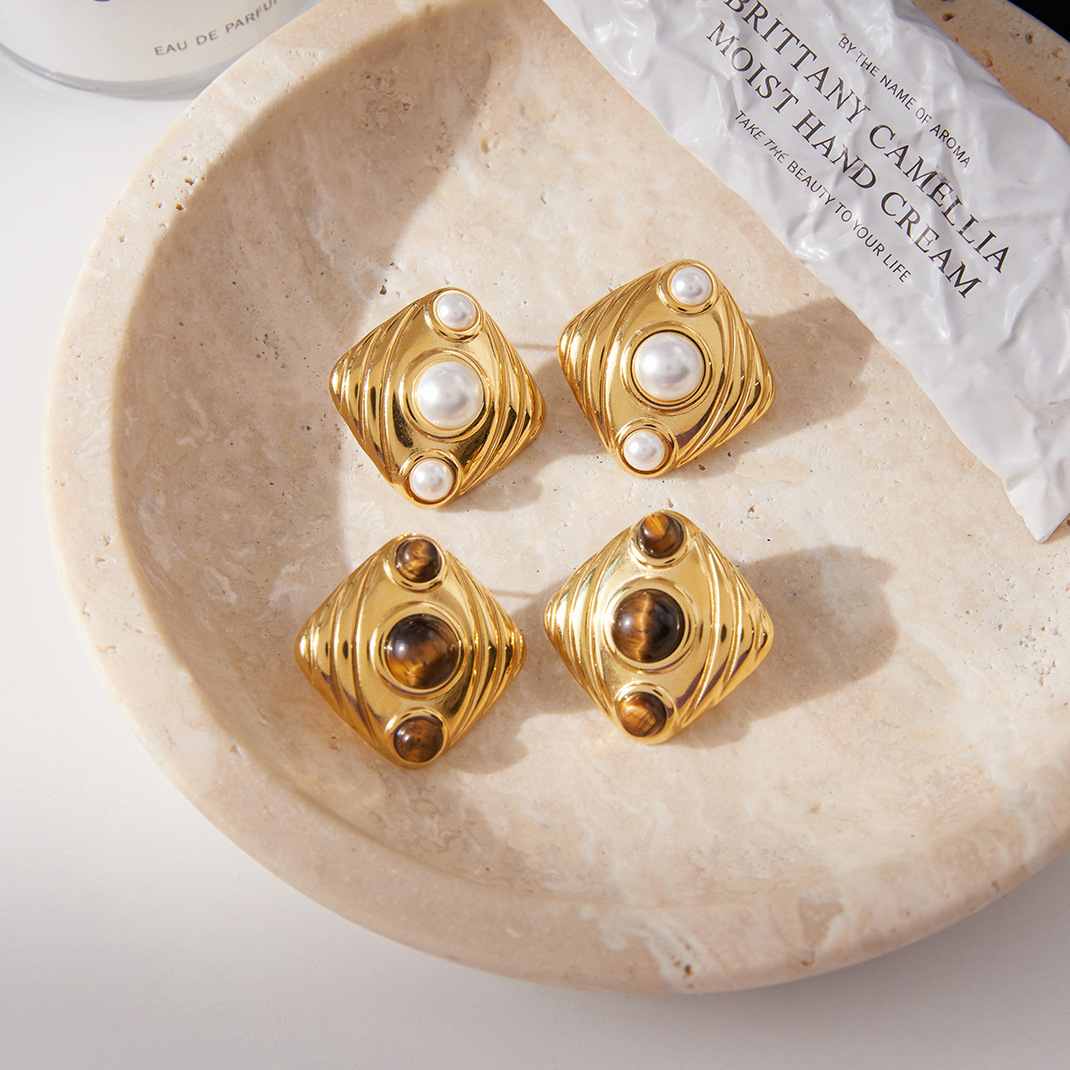 Titanium Steel Tigers Eye Stud Earrings Light Luxury Ear Jewelry