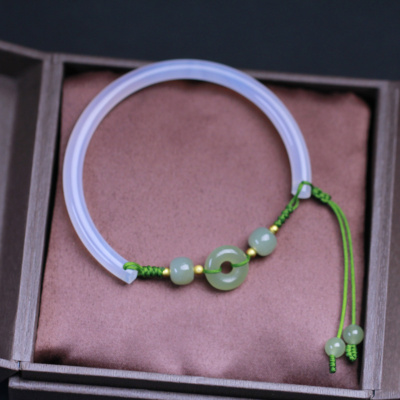 https://cf.cjdropshipping.com/quick/product/d3141717-74d5-47d3-8f1f-a47bd258caa5.jpg