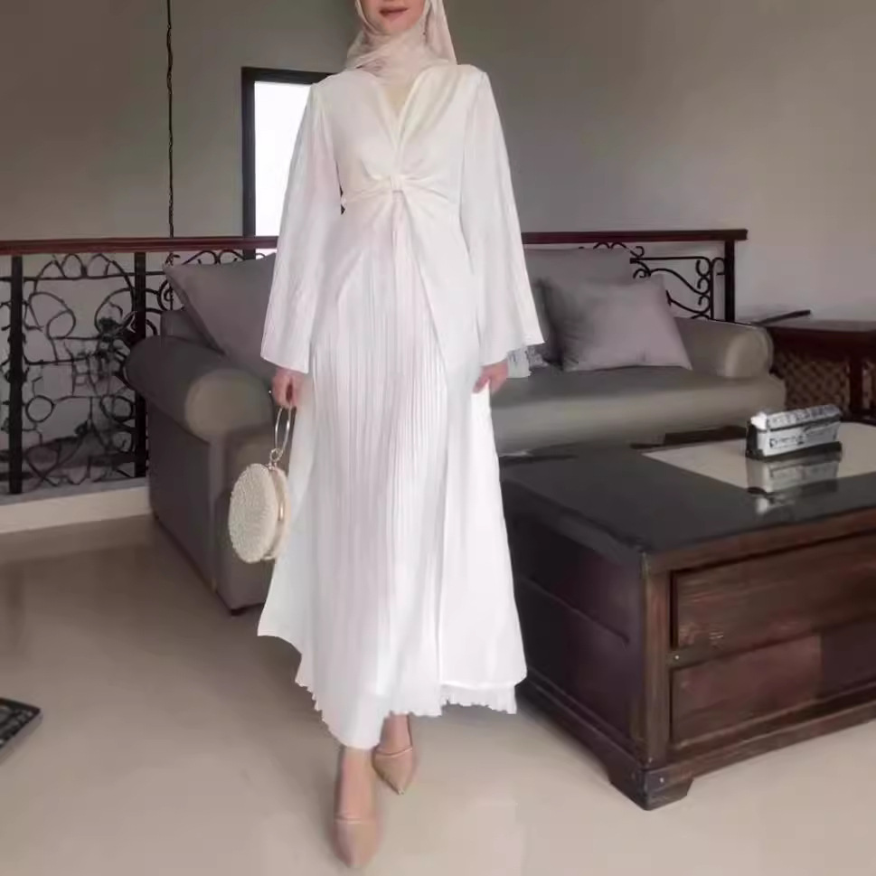 V-neck Pleat And Waisted Robe White Dress