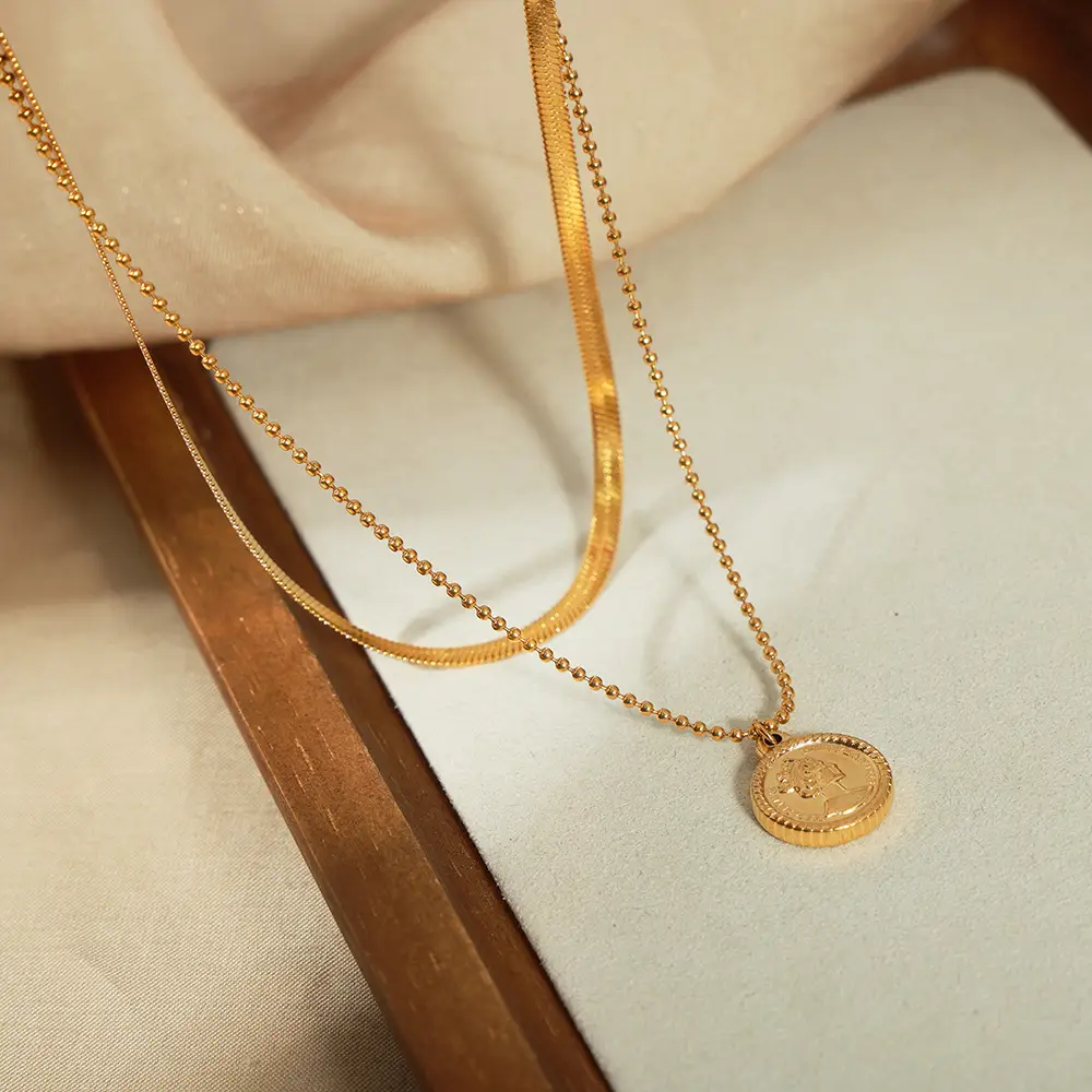 Retro Titanium Steel Gold-plated Portrait Round Anklet