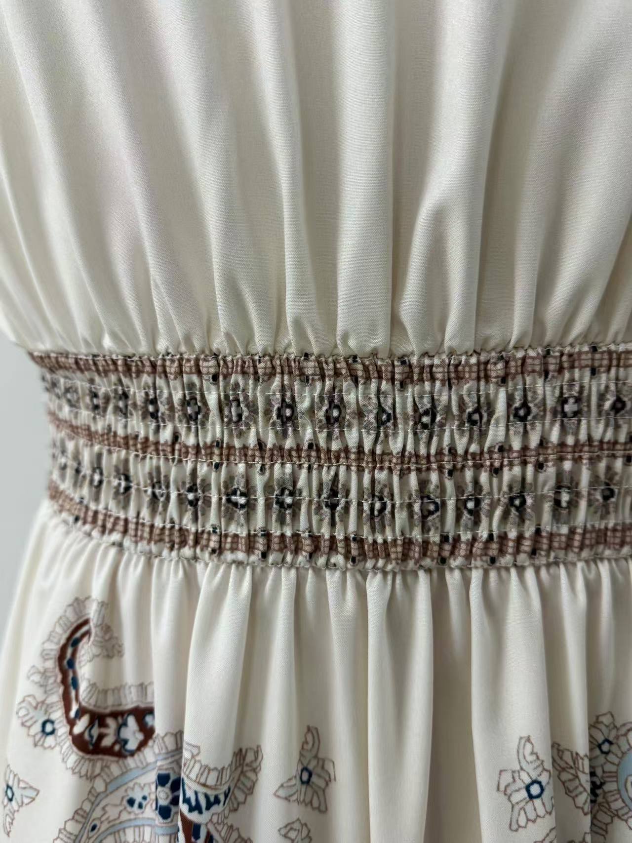 Buy Women's Clothing Online | Buy Trending Dresses for Women