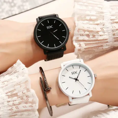 Simple Trend Creative Men's and Women's Retro Casual Black