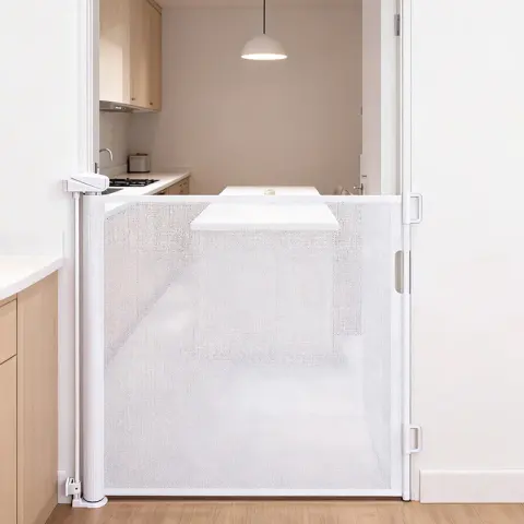 No-drill Automatic Retractable Indoor Pet Fence for Cats