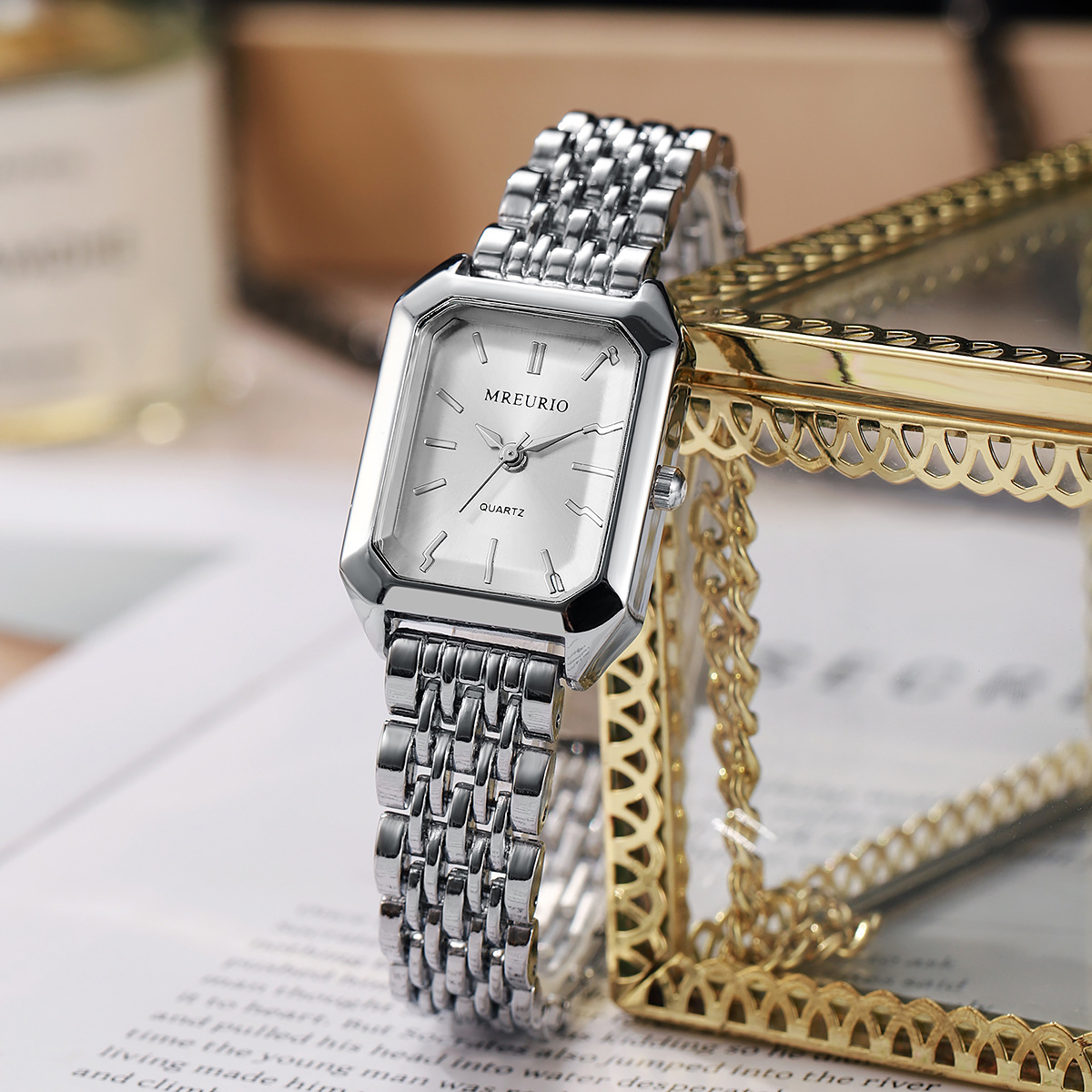 https://cf.cjdropshipping.com/quick/product/d3ca1ad3-9588-4a1e-b825-98f15a2dc51a.jpg