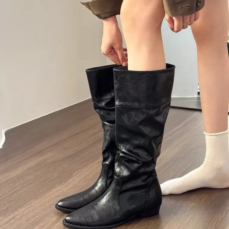 Small Retro Pointed Height Increasing Insole Boots Below The Knee High - Black