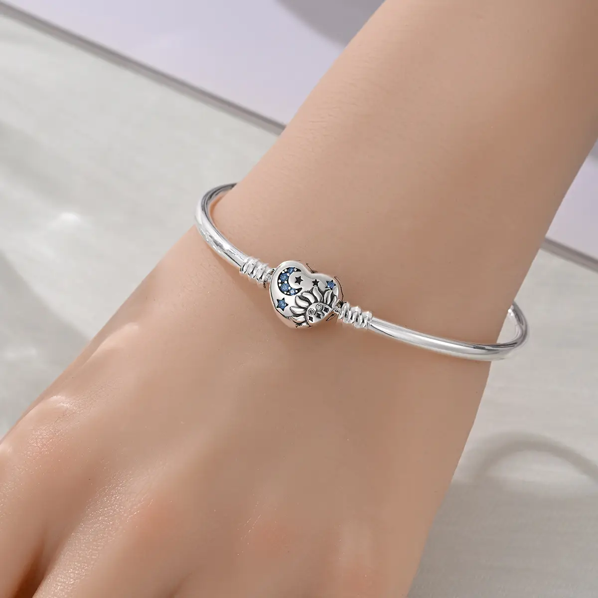 Silver Plated Flower-de-Luce Snake Bone Bracelet Love Star Moon Bracelet