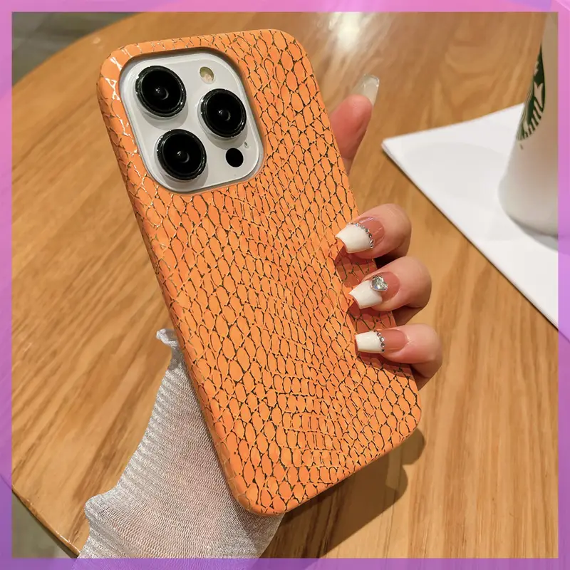 Gold Silk Snake Pattern Half Pack Anti-fall Phone Case