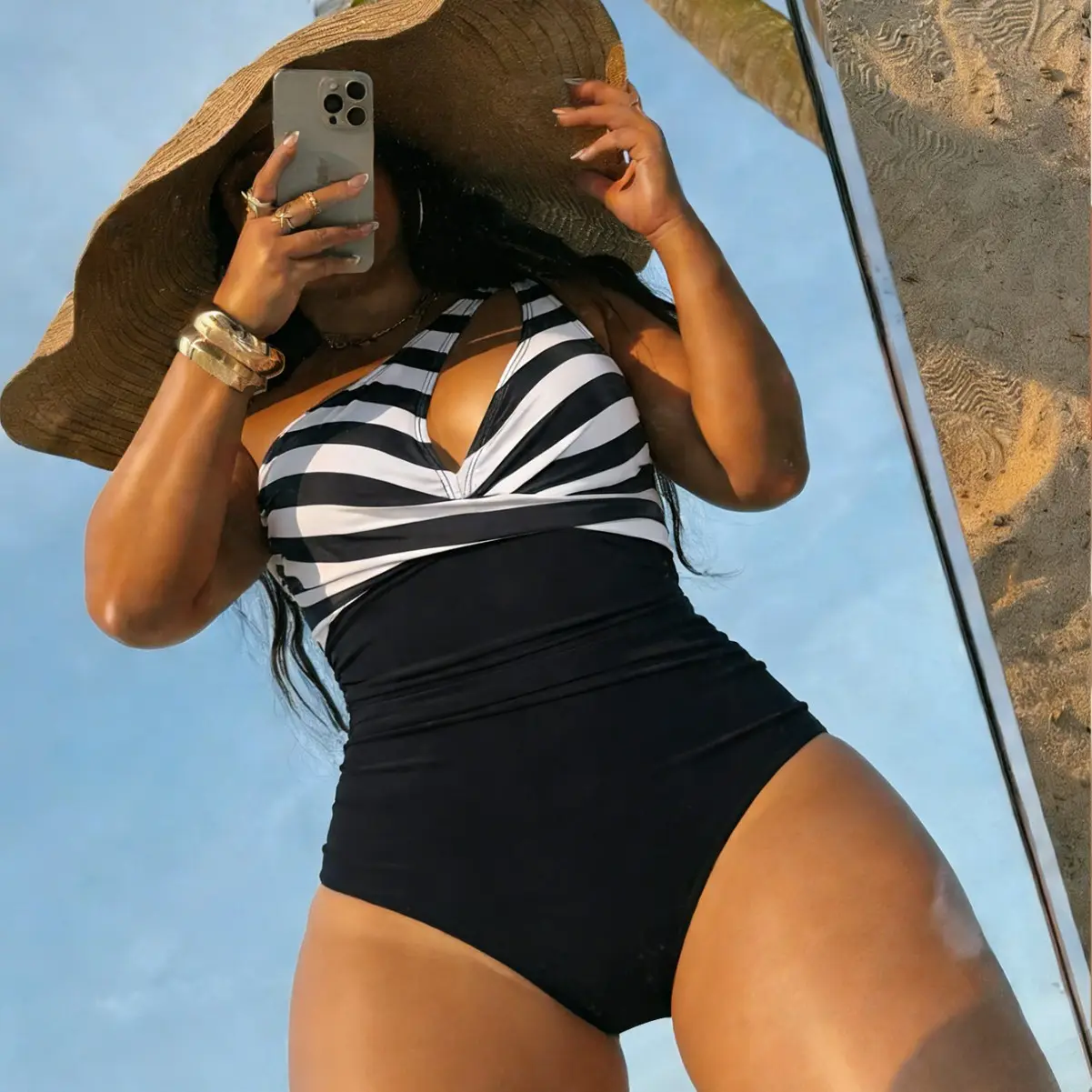 New Cross-strap Push-up One-piece Swimsuit