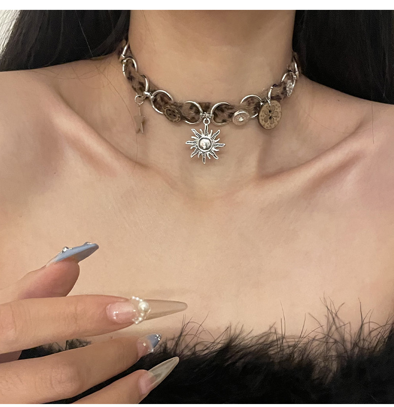 Leopard Plush Sun XINGX Button Necklace