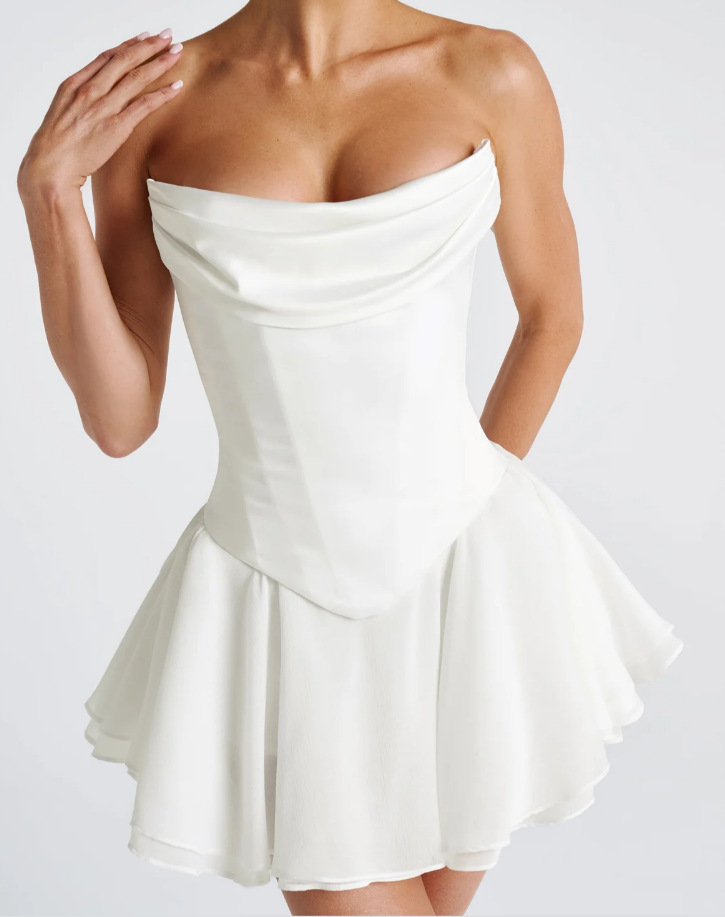 Buy Women's Clothing Online | Buy Trending Dresses for Women Buy Women's Clothing Online | Buy Trending Dresses for Women