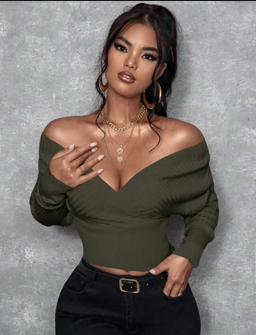 Women's Off-shoulder Two-way Knitted Top - Green