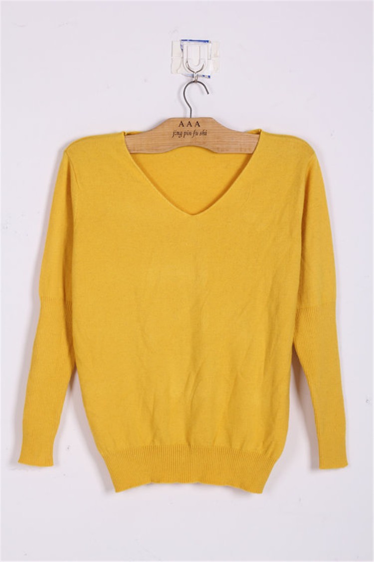 Title 2, V-neck sweater