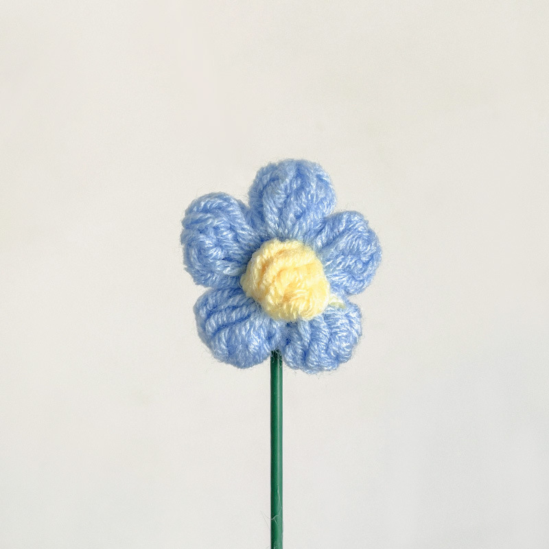 Hand-knitted Finished Yarn Bouquet Of Knitted Artificial Flowers 7