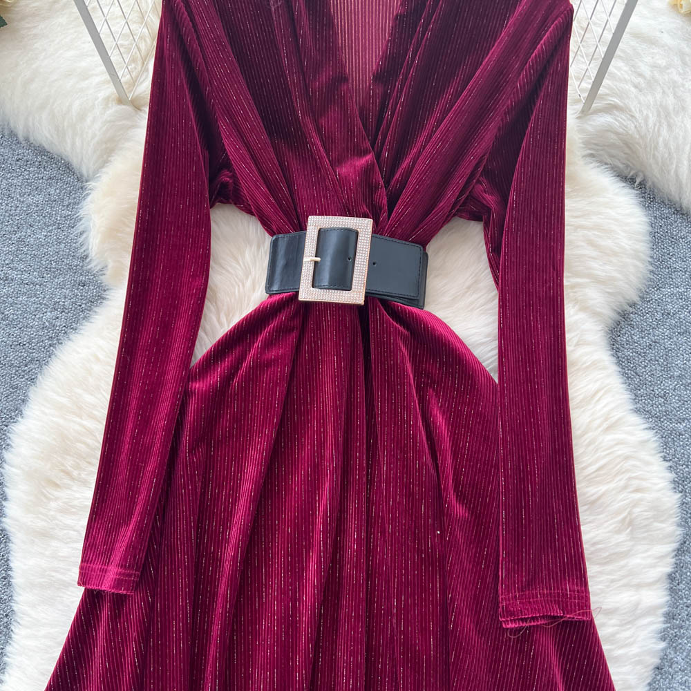 Buy Women's Clothing Online | Buy Trending Dresses for Women