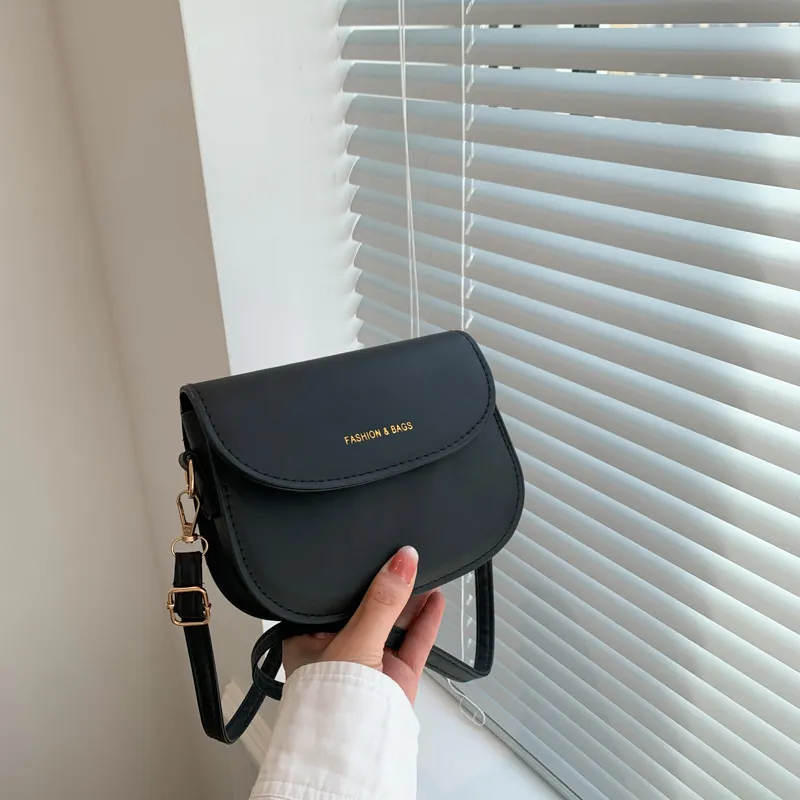 Western Style Internet Celebrity Shoulder Mori Style Small Shoulder Bag - Black