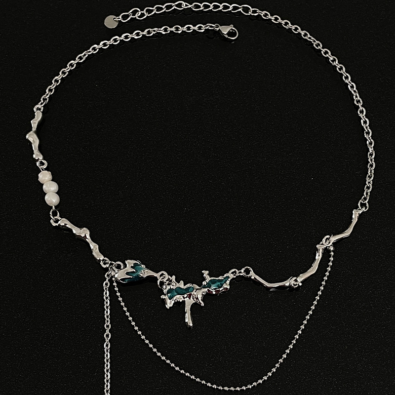 Blue Glacier Tassel Stitching Pearl Necklace