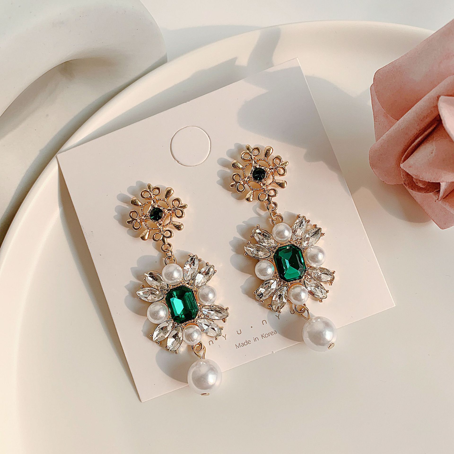 Light Luxury Lady Personalized Long Earrings