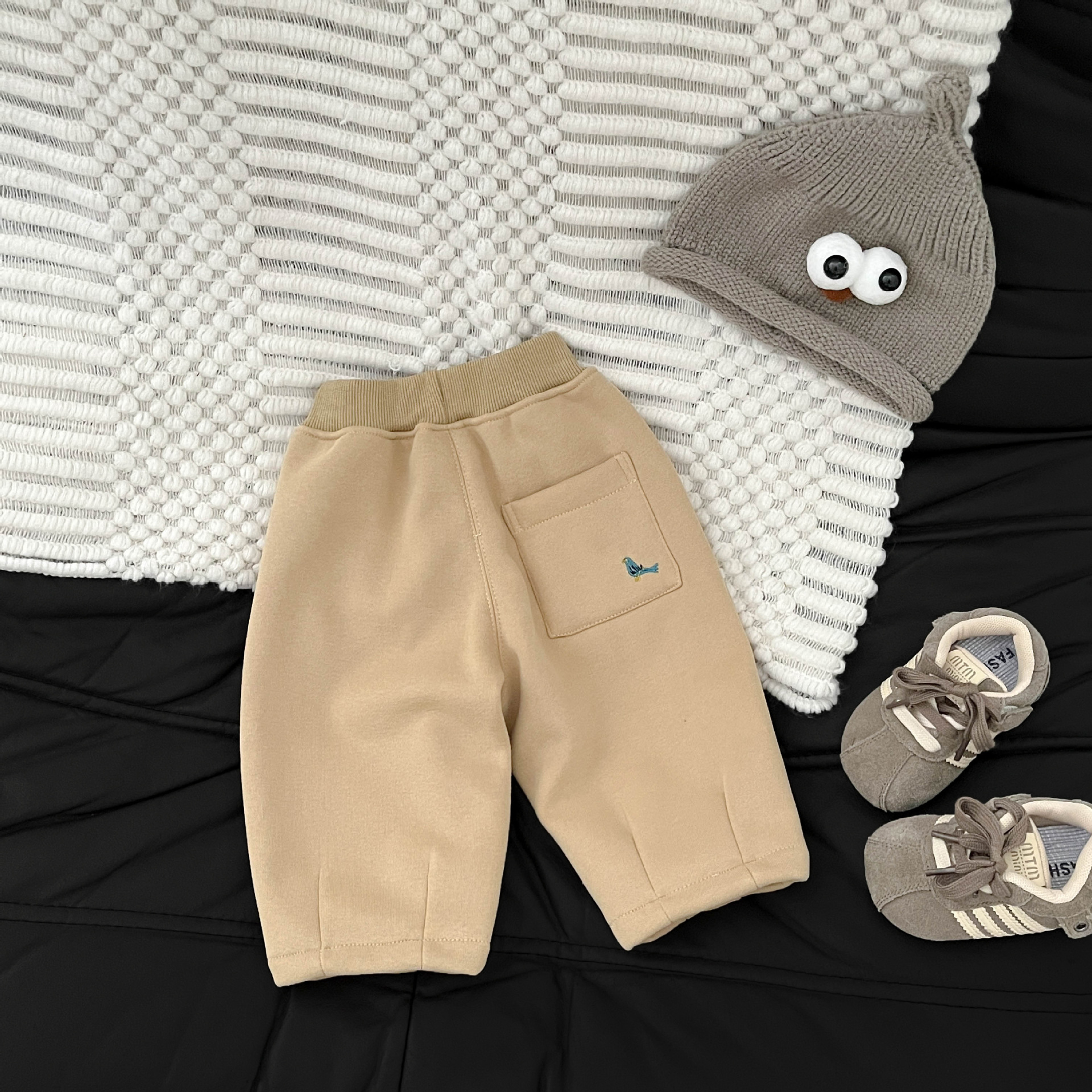 Fleece-lined Embroidered Thickened Casual Warm Pants