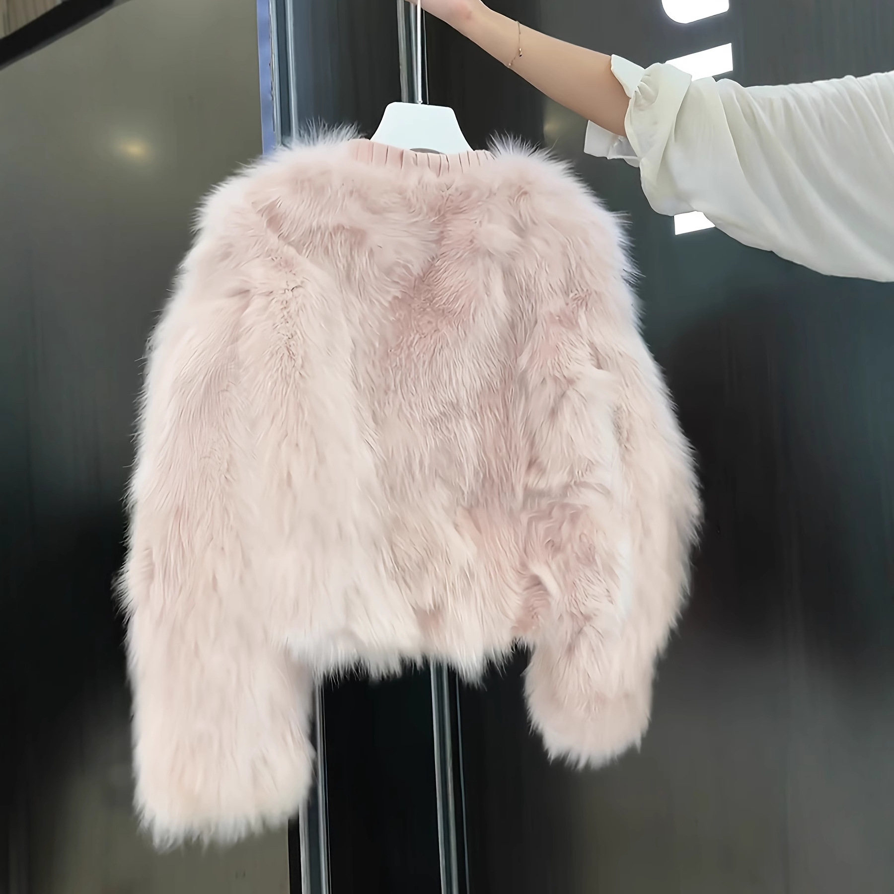 https://cf.cjdropshipping.com/quick/product/d6227971-8d12-4b95-82b5-a45e714101d1.jpg