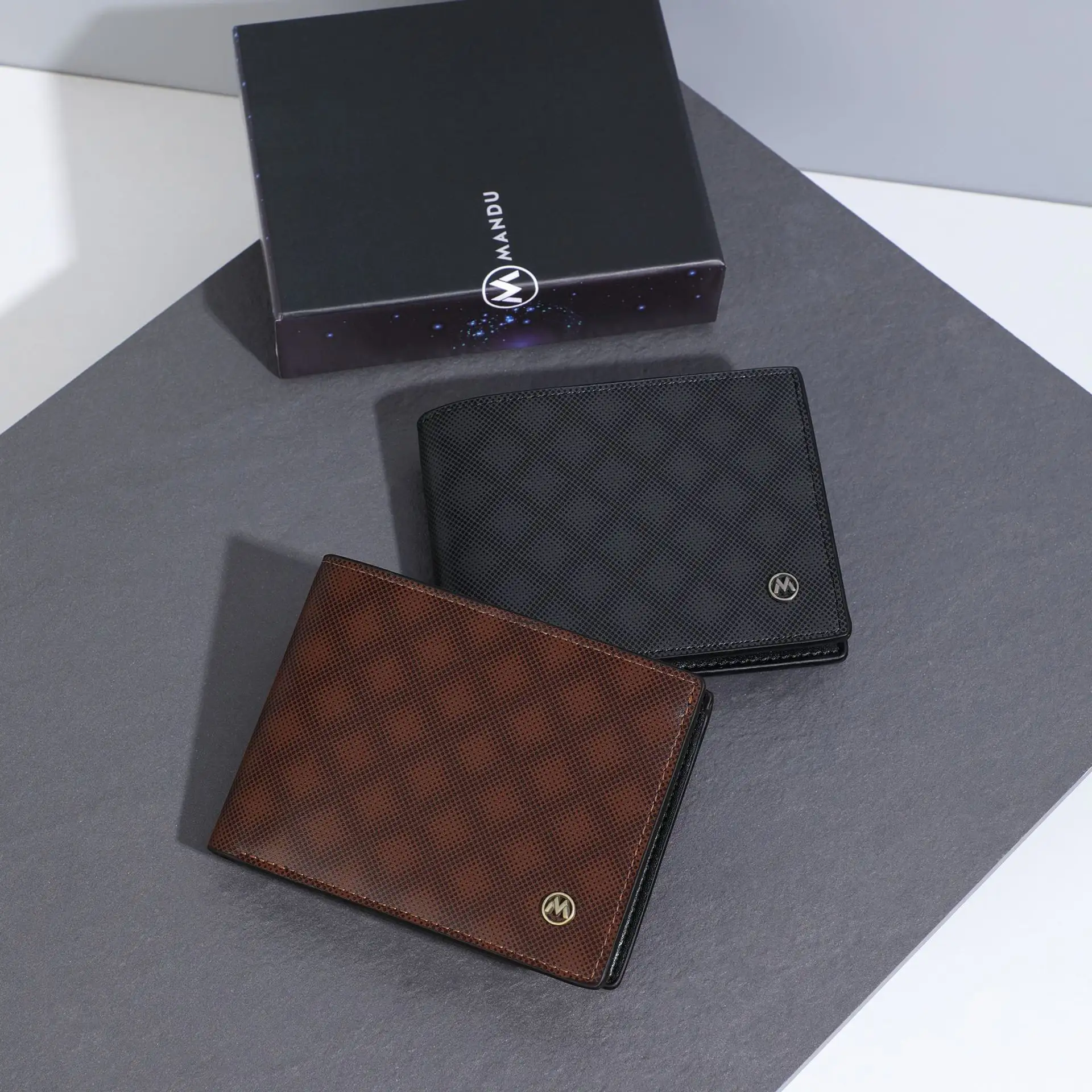 Compact Anti-theft Swiping Multifunctional Zipper Wallet