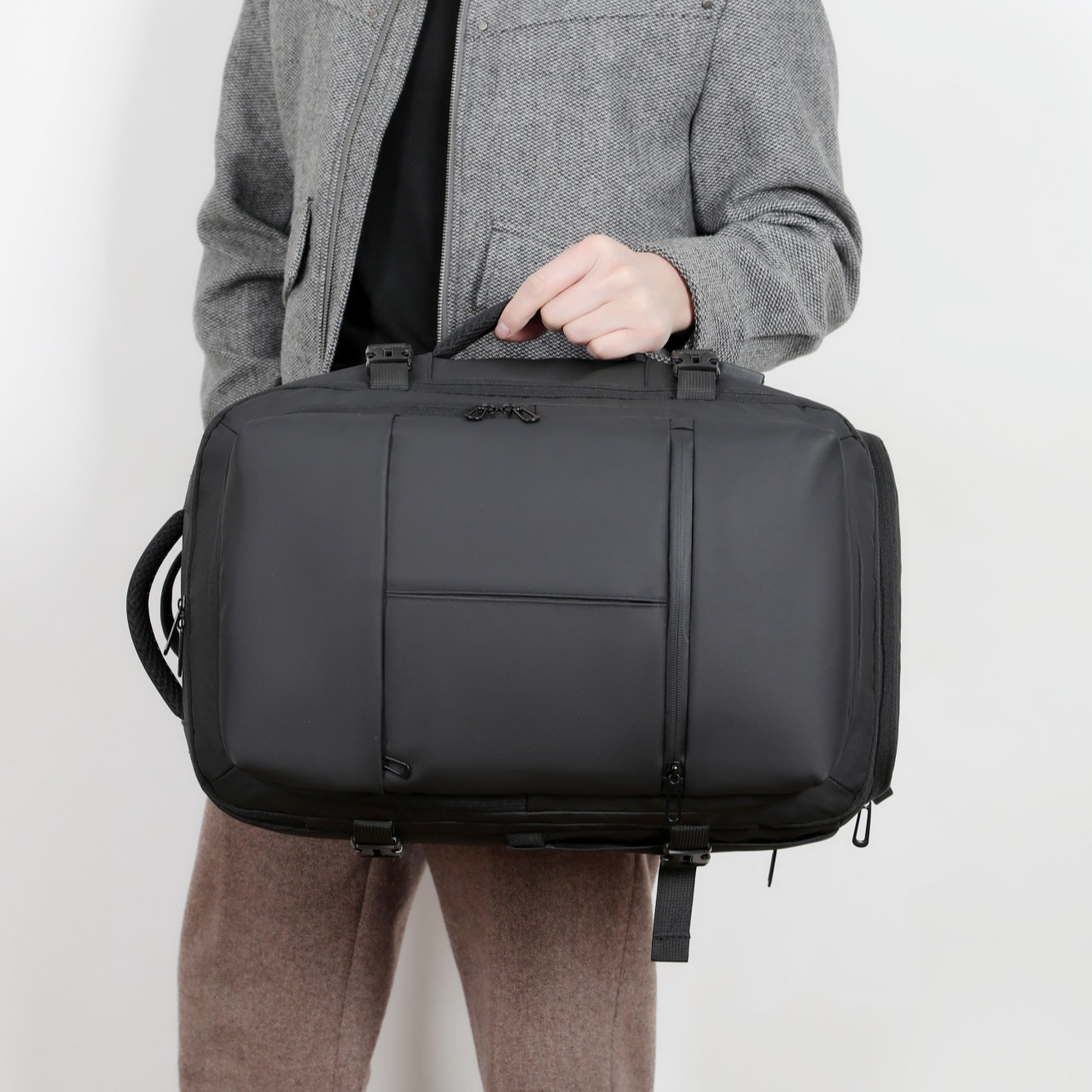 High-capacity Travel Backpack Stylish