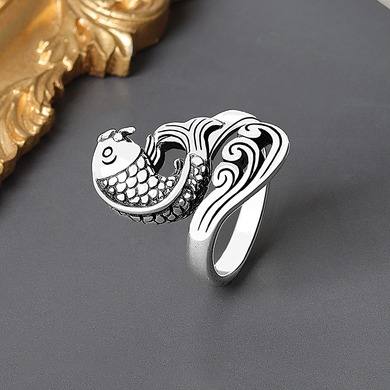 Women's Fashion Simple Retro Geometric Ring