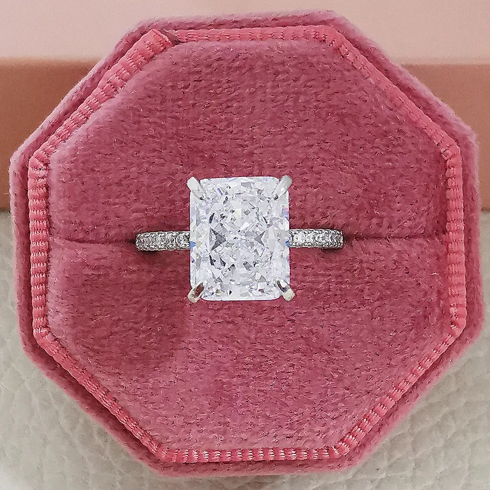 Ice Flower Cut Affordable Luxury Style Niche Advanced Design Ring For Women - White