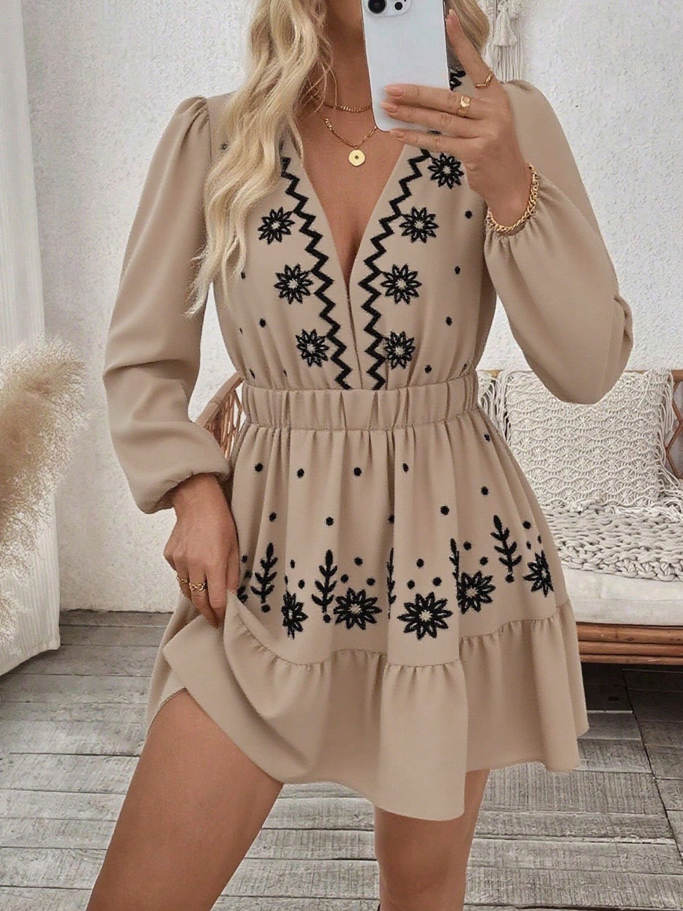 Embroidered Deep V-Neck Long-Sleeve European And American-Style Dress