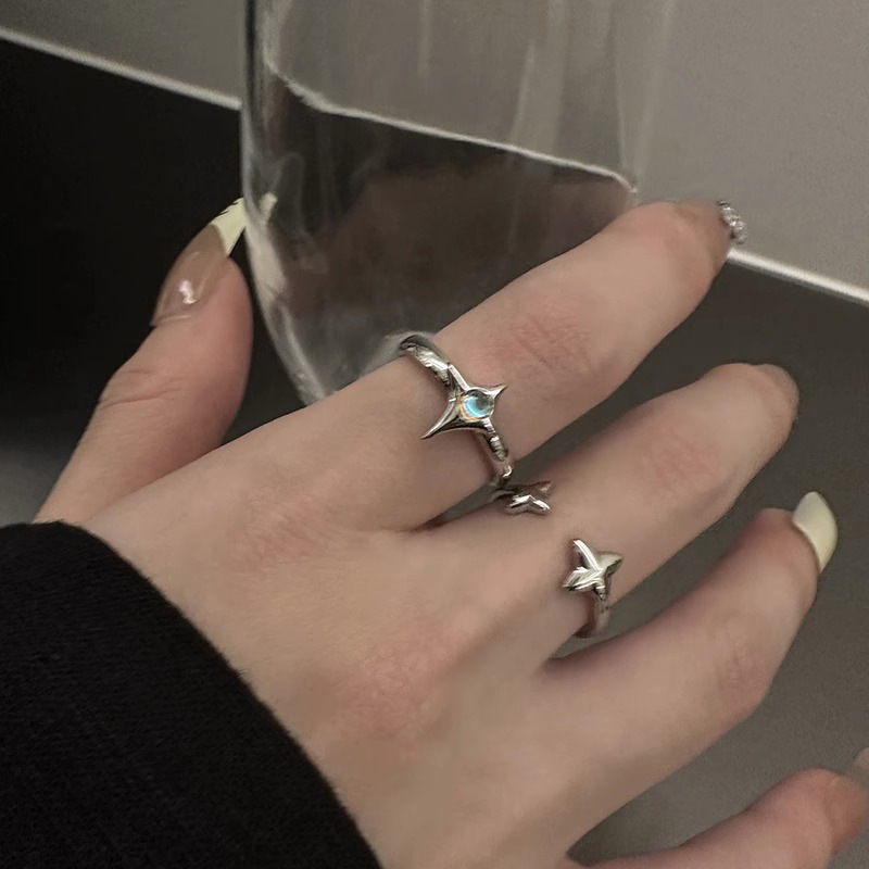 Women's Fashion Personalized Zircon Eight-pointed Stars Ring