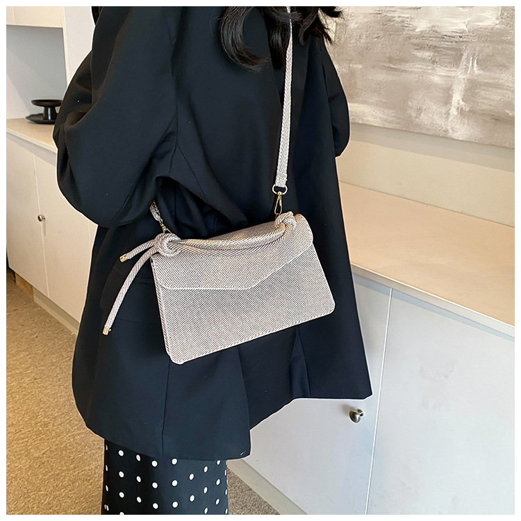 Buy Women's Clothing Online | Buy Trending Dresses for Women