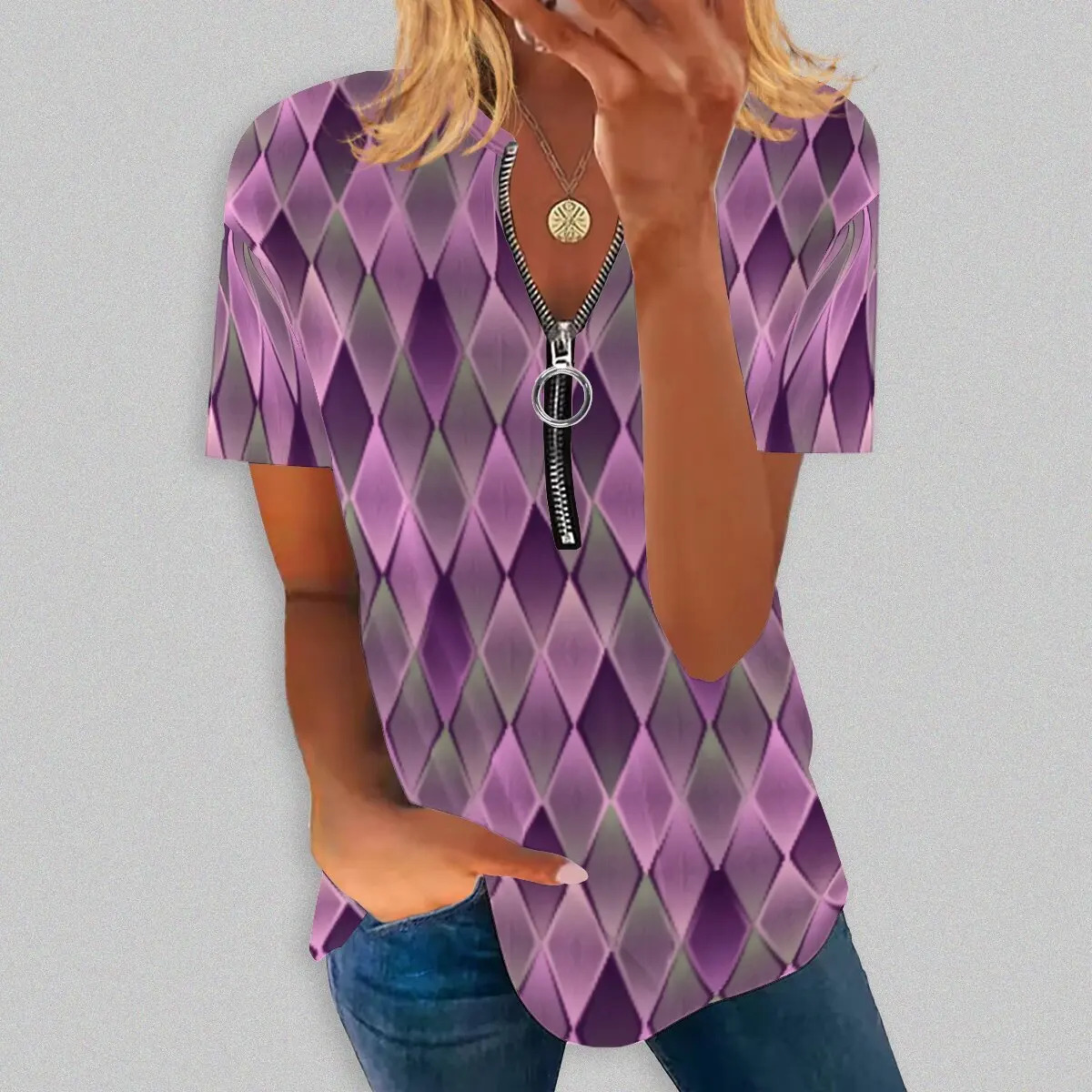 Diamond-check Print Zip-up Shirt With A Crew Neck And Short Sleeves