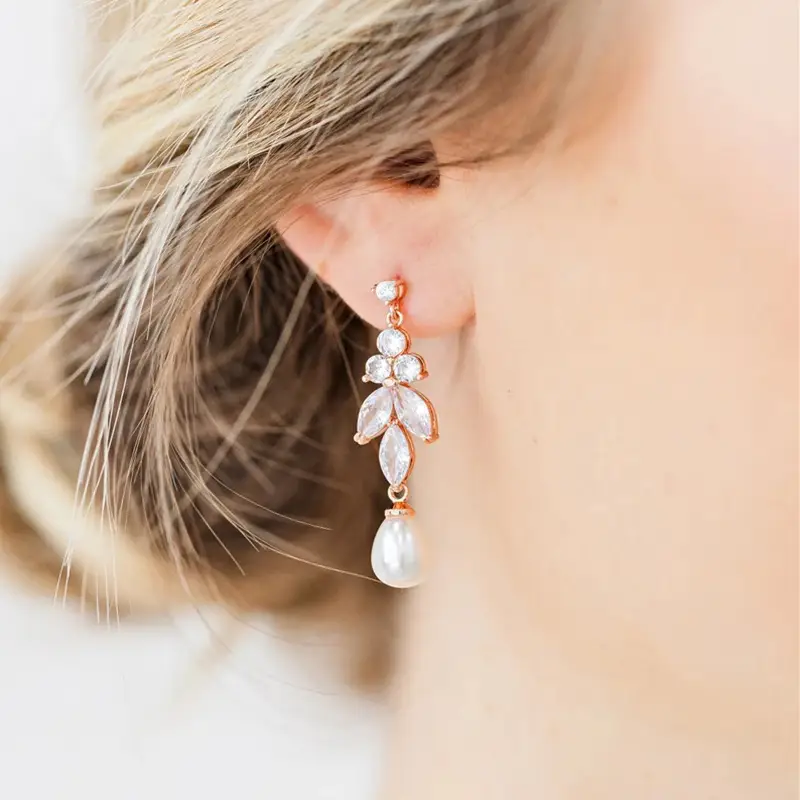 Long Pearl Eardrops Women's Fashion