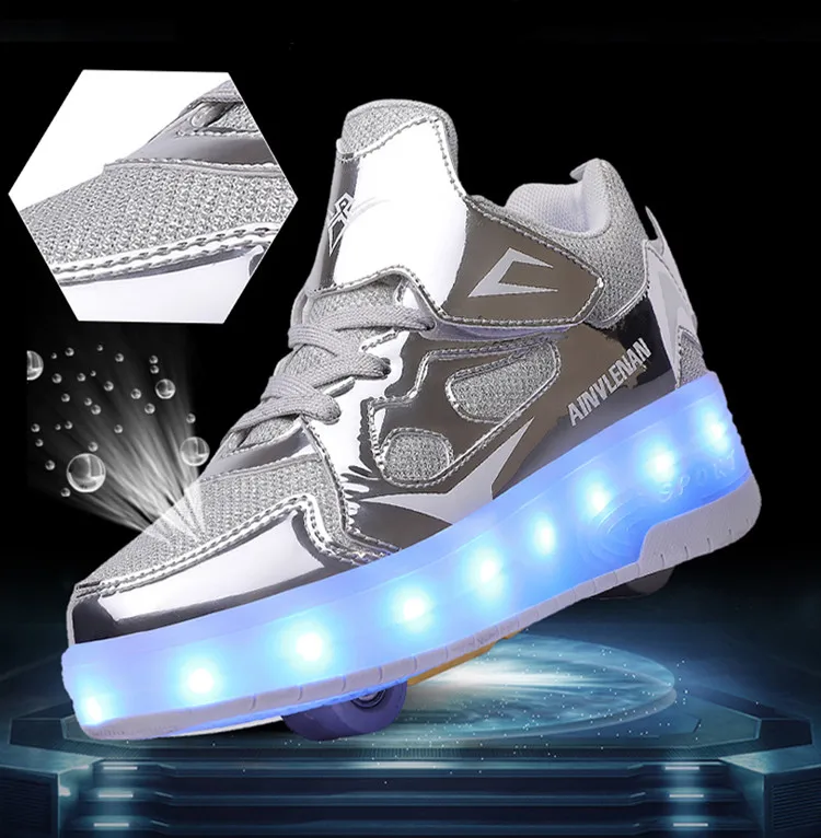 Title 12, Heelys esportivos ultraleves com LED e carregam...