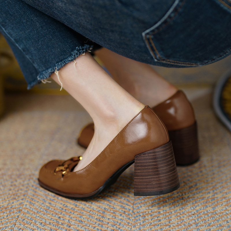 Womens Retro Square-Toe French-Style Chunky-Heel Pumps