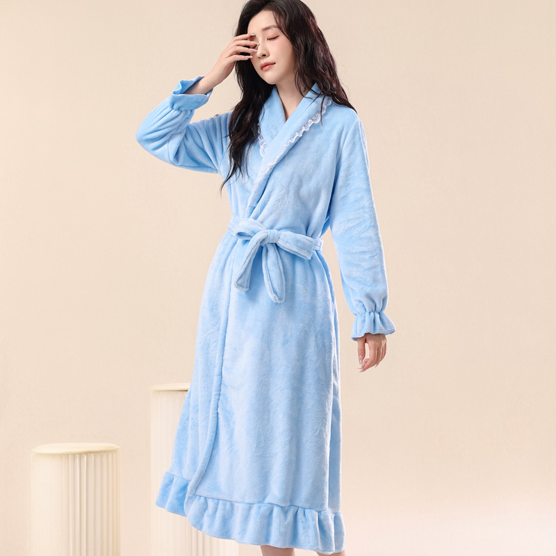 Style Flannel Thick Warm Bathrobe