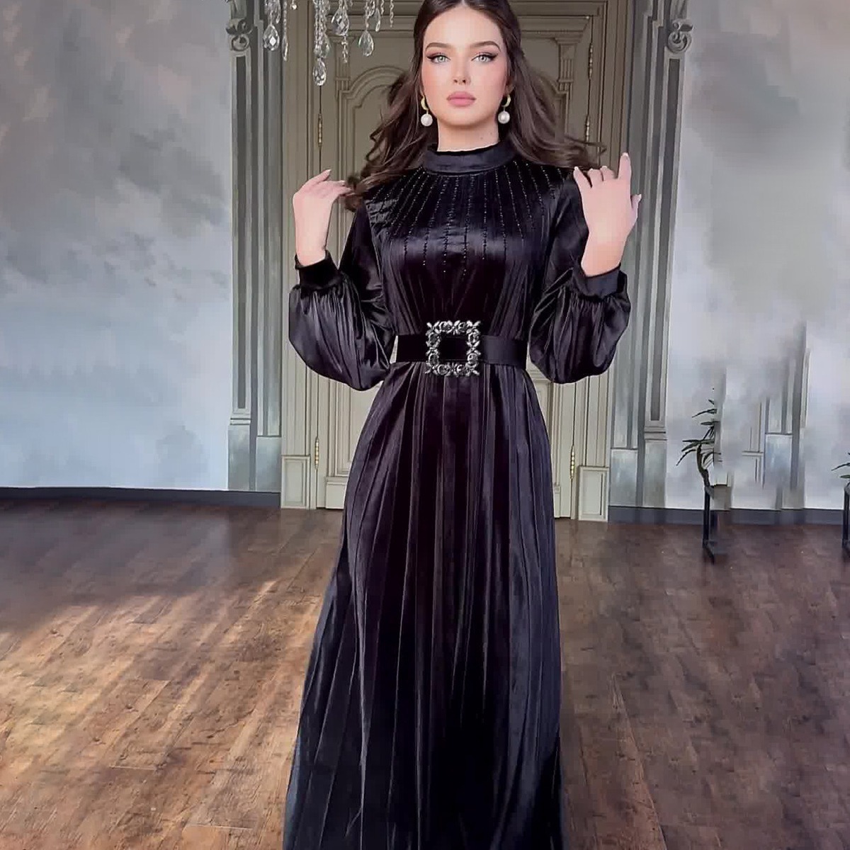 Pleated Loose Belt Dress, picture 4 of 5