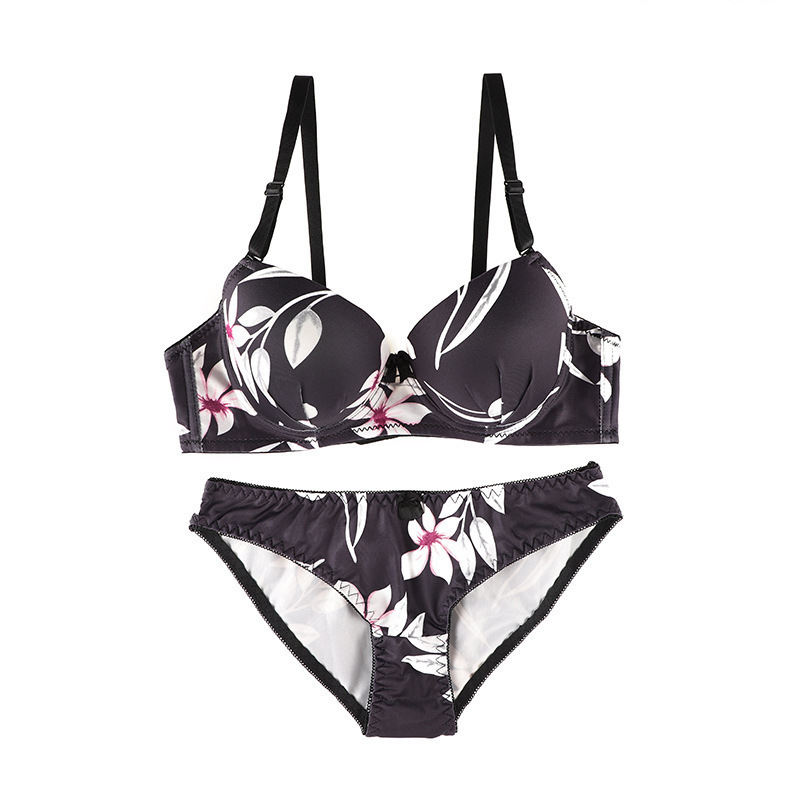 Title 5, Printed Underwear Adjustable Push Up Bra Set