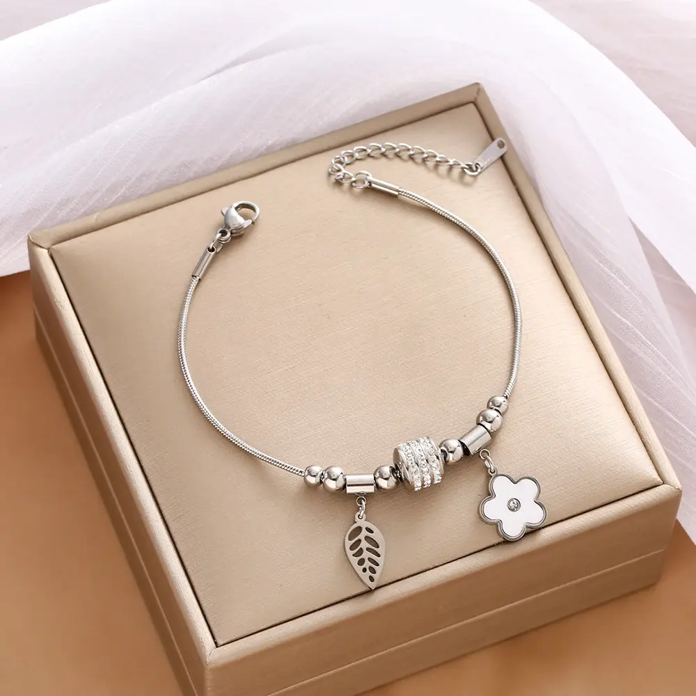 Stainless Steel Bracelet Parthenocissus Grass Vacuum Plating Titanium