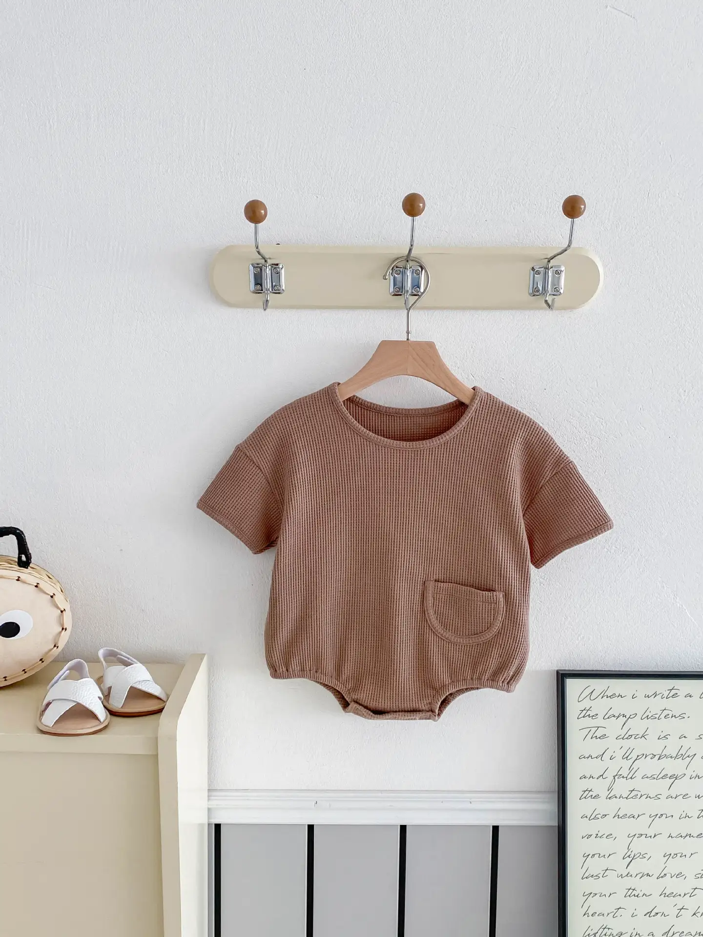 Babys Simple And Comfortable Waffle-knit Short-sleeve Onesie