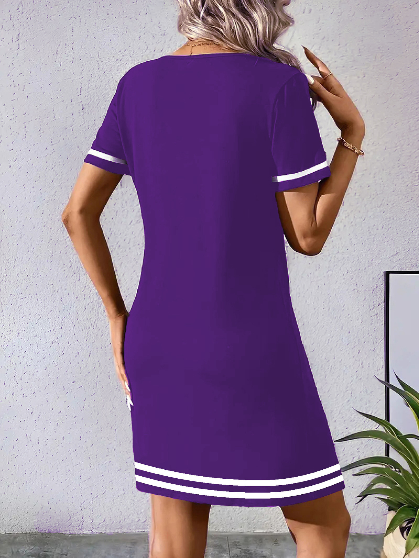 Women's contrast-color V-neck dress in peacock blue – A-line short sleeve elegant