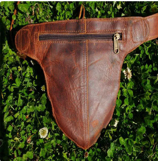 Steampunk European And American Retro Heart-shaped Belt Satchel — foto 7