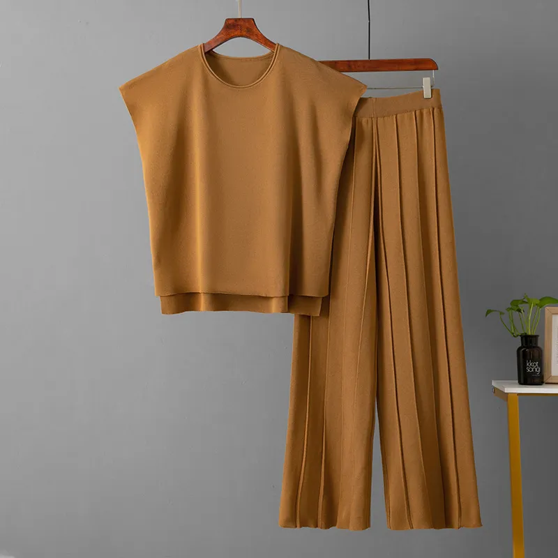 Sleeveless Vest Knit Wide-leg Pants Plus-size Ice Silk Set - Caramel Camel