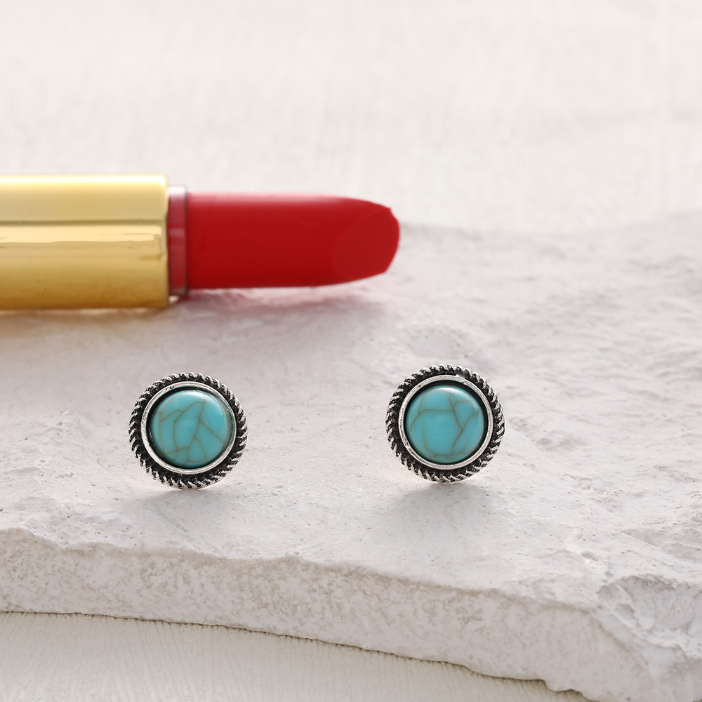 Bohemian-style Turquoise Earrings With A Vintage European And American Vibe
