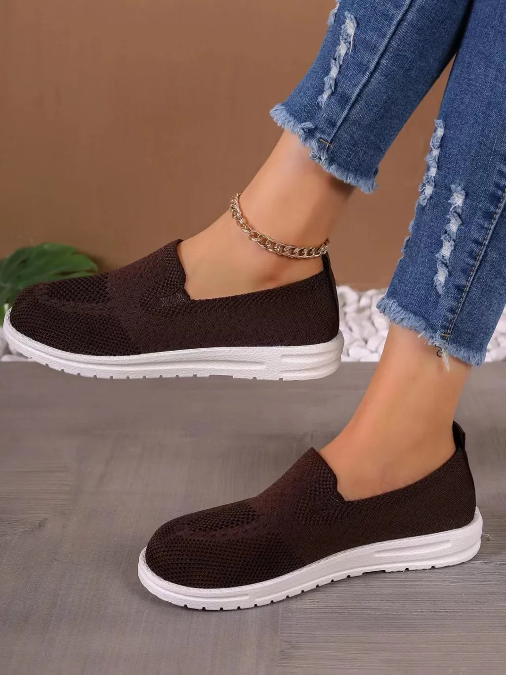 Leisure Pumps Round Toe Flat Bottom Flying Women's Shoes - Brown